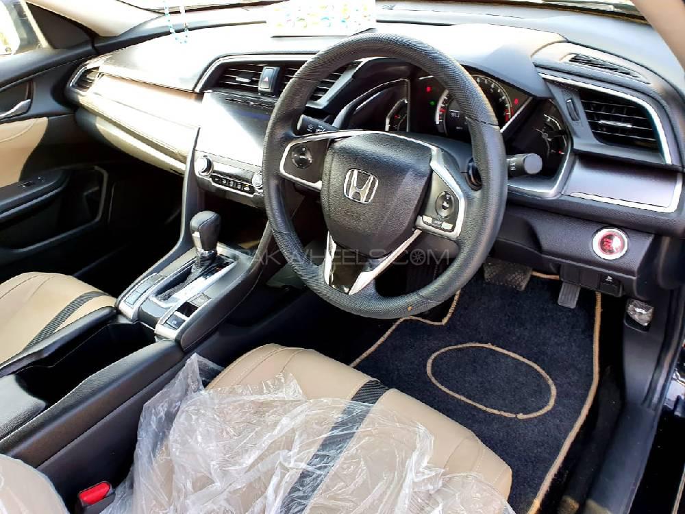 Honda Civic 2018 for Sale in Dera ismail khan Honda Civic 2018 for Sale in Dera ismail khan Image-5