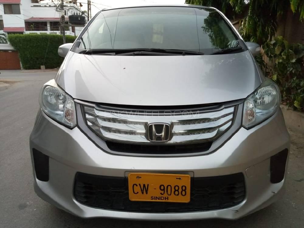Honda Freed 2012 for Sale in Karachi Image-1
