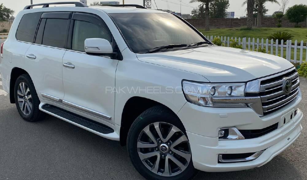 Toyota Land Cruiser 2017 for Sale in Islamabad Image-1