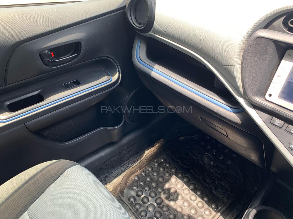 Toyota Aqua 2014 for Sale in Lahore Toyota Aqua 2014 for Sale in Lahore Image-10