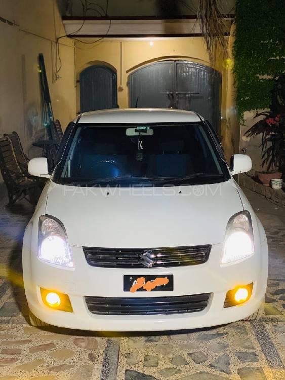 Suzuki Swift 2013 for Sale in Kohat Suzuki Swift 2013 for Sale in Kohat Image-2