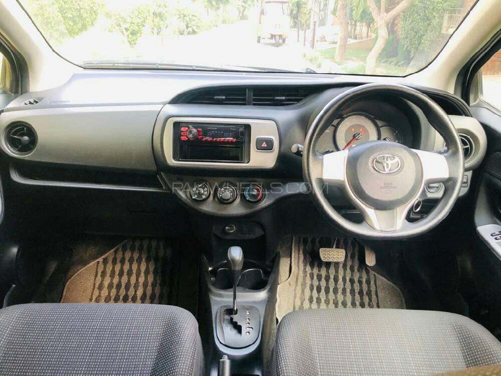 Toyota Vitz 2015 for Sale in Lahore Toyota Vitz 2015 for Sale in Lahore Image-6
