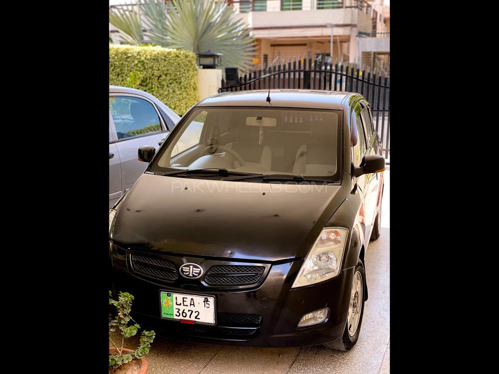 FAW V2 2015 for Sale in Lahore FAW V2 2015 for Sale in Lahore Image-3