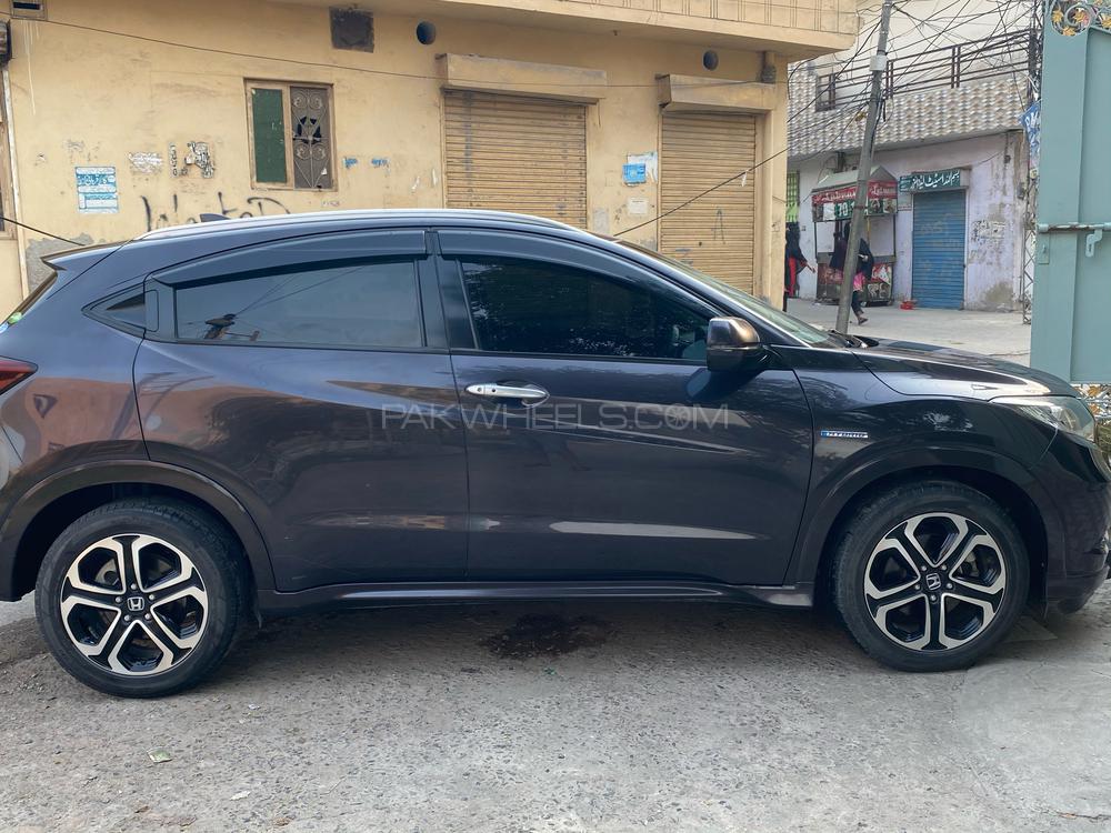 Honda Vezel 2014 for Sale in Lahore Honda Vezel 2014 for Sale in Lahore Image-6