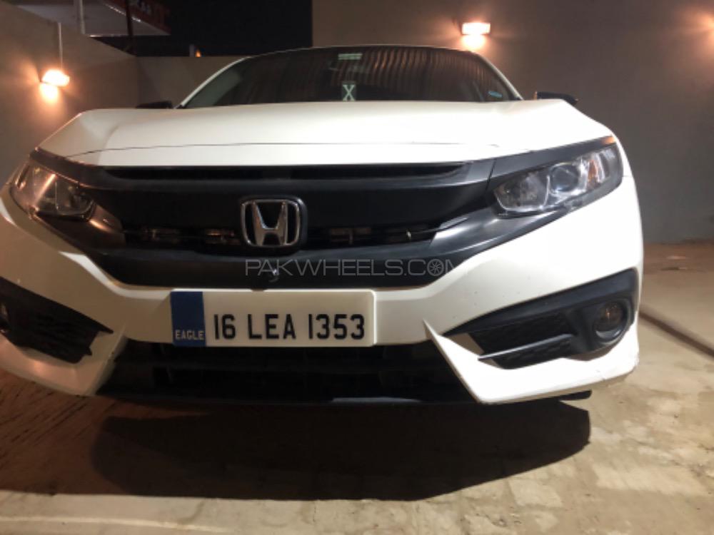 Honda Civic - 2016  Honda Civic - 2016  Image-2