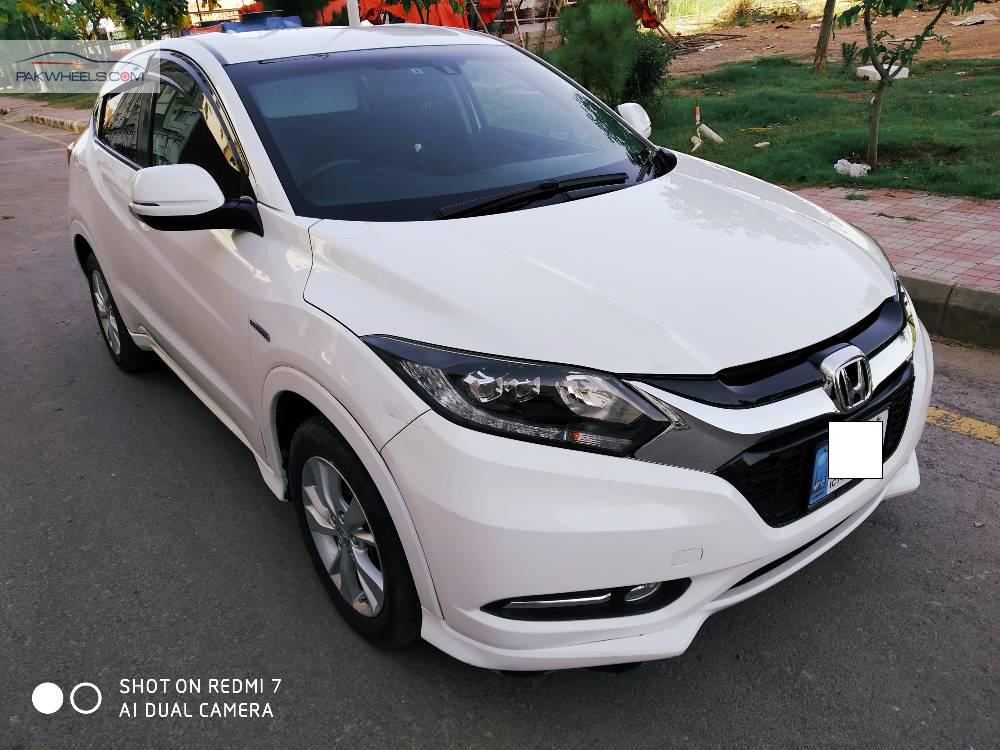 Honda Vezel 2014 for Sale in Islamabad Image-1