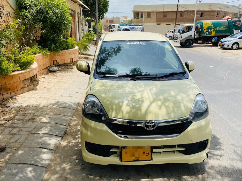Toyota Pixis Epoch 2014 for Sale in Karachi Toyota Pixis Epoch 2014 for Sale in Karachi Image-3