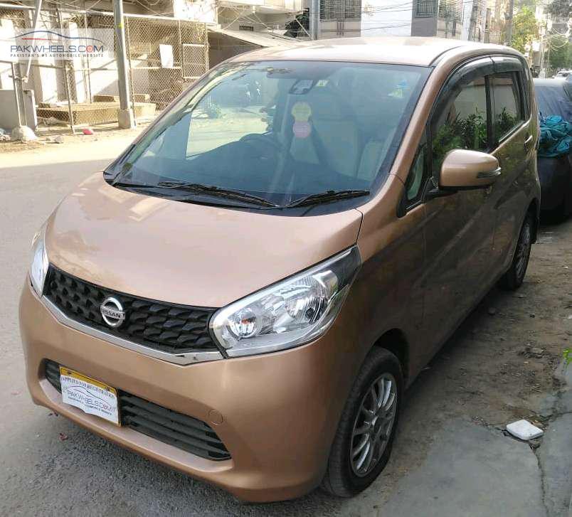نسان ڈیز 2015 for Sale in کراچی نسان ڈیز 2015 for Sale in کراچی Image-3