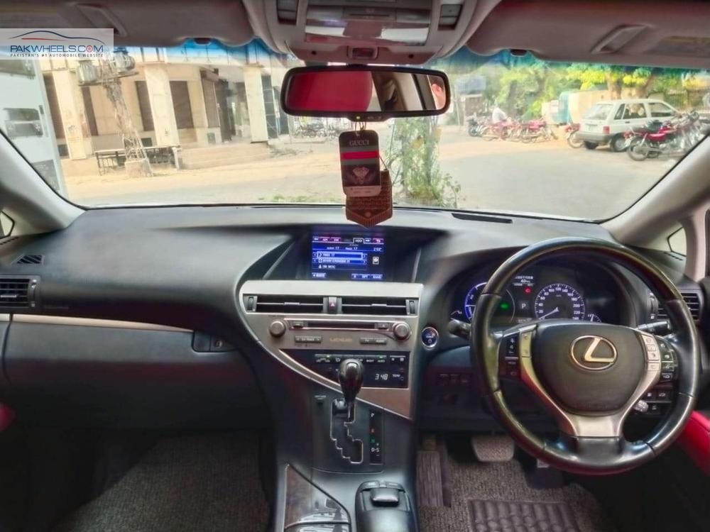 لیکزس آر ایکس سیریز 2012 for Sale in لاہور لیکزس آر ایکس سیریز 2012 for Sale in لاہور Image-7