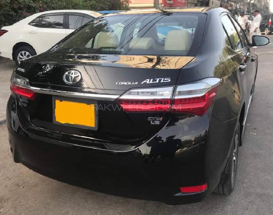Toyota Corolla 2018 for Sale in Karachi Toyota Corolla 2018 for Sale in Karachi Image-5