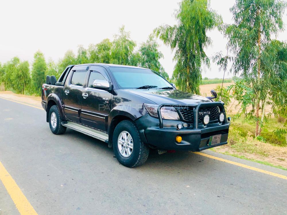 Toyota Hilux 2012 for Sale in Khushab Image-1