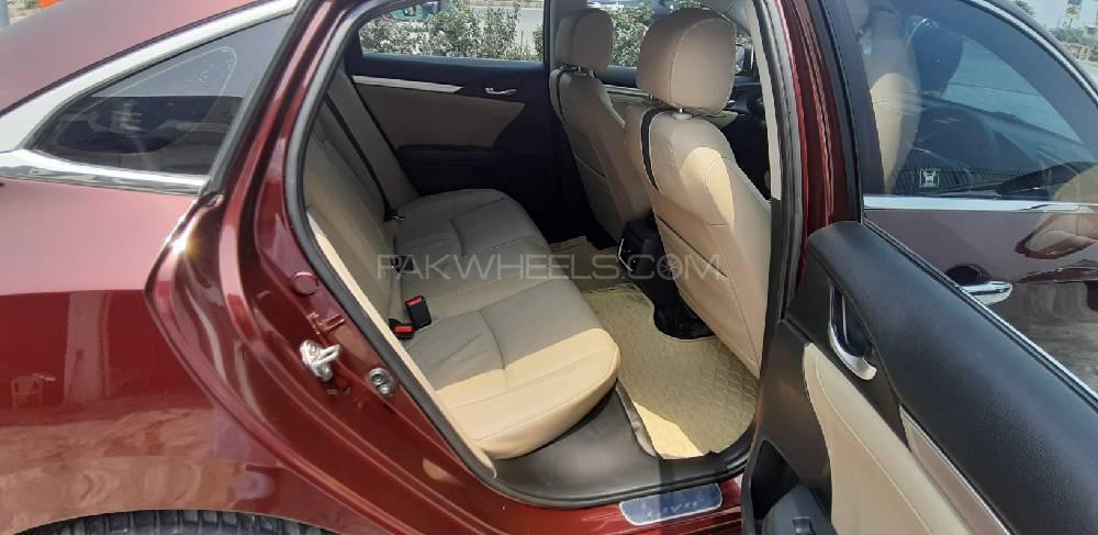Honda Civic 2019 for Sale in Peshawar Honda Civic 2019 for Sale in Peshawar Image-9