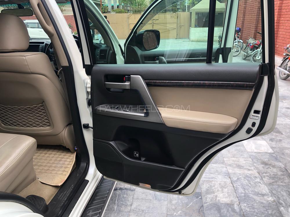 Toyota Land Cruiser 2008 for Sale in Lahore Toyota Land Cruiser 2008 for Sale in Lahore Image-16