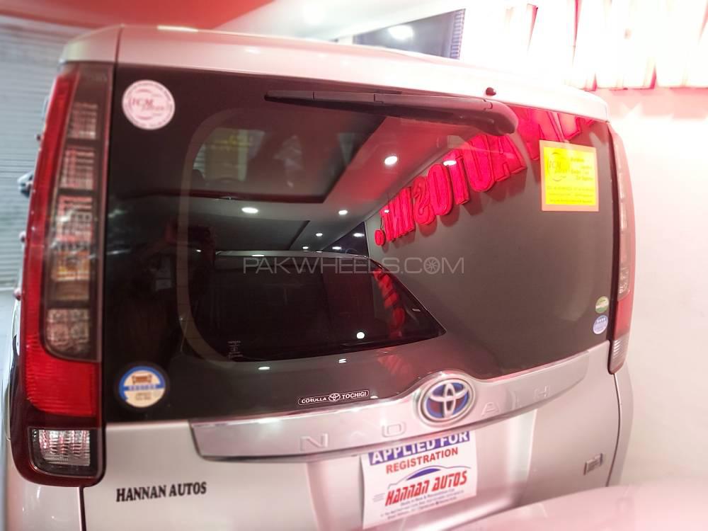 Toyota Noah 2015 for Sale in Peshawar Toyota Noah 2015 for Sale in Peshawar Image-3