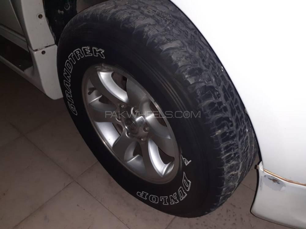 ٹویوٹا پراڈو 2009 for Sale in فیصل آباد ٹویوٹا پراڈو 2009 for Sale in فیصل آباد Image-5