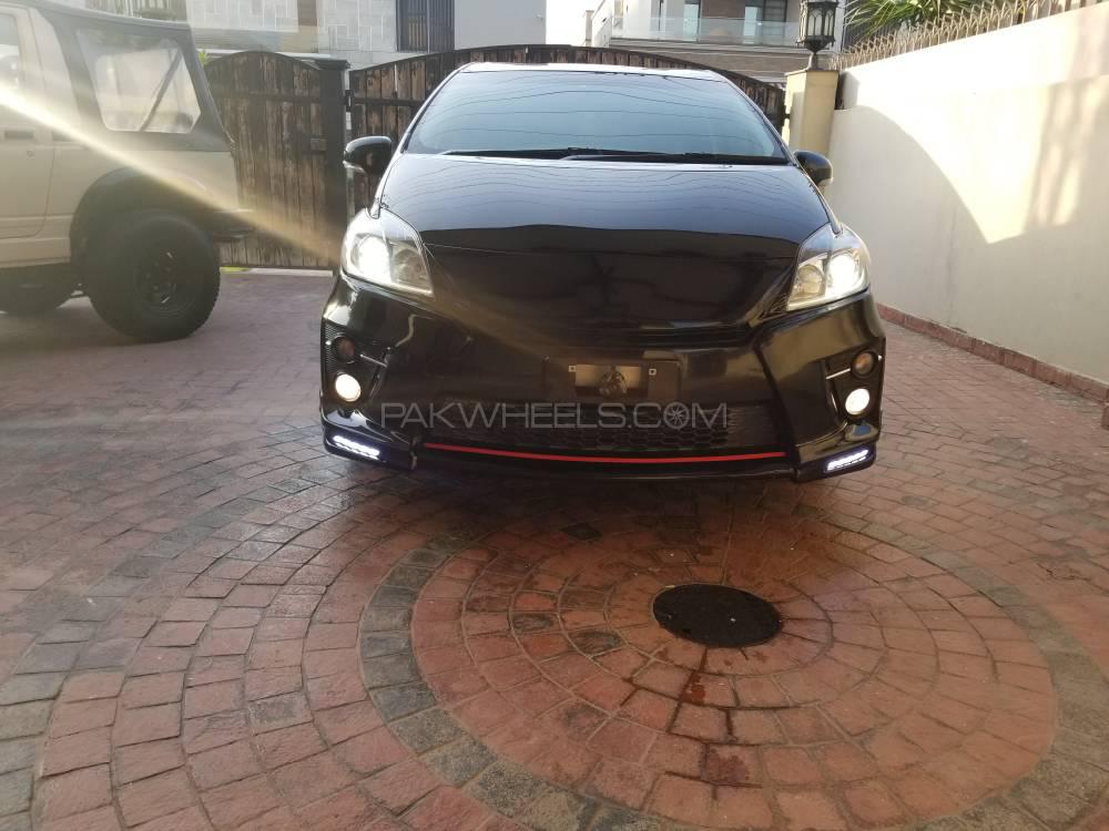 Toyota Prius 2014 for Sale in Lahore Image-1