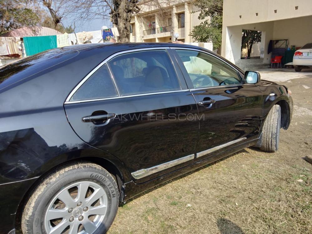 Toyota Camry 2007 for Sale in Attock Image-1