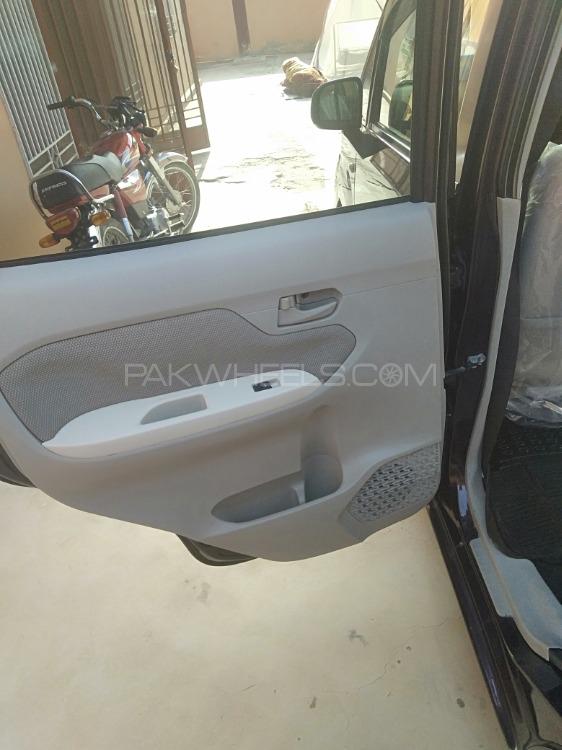 Daihatsu Move 2015 for Sale in Karachi Daihatsu Move 2015 for Sale in Karachi Image-16