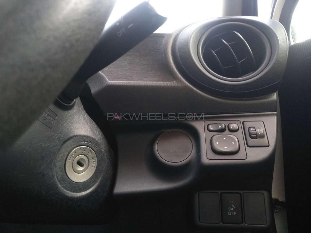 Toyota Aqua 2015 for Sale in Karachi Toyota Aqua 2015 for Sale in Karachi Image-9