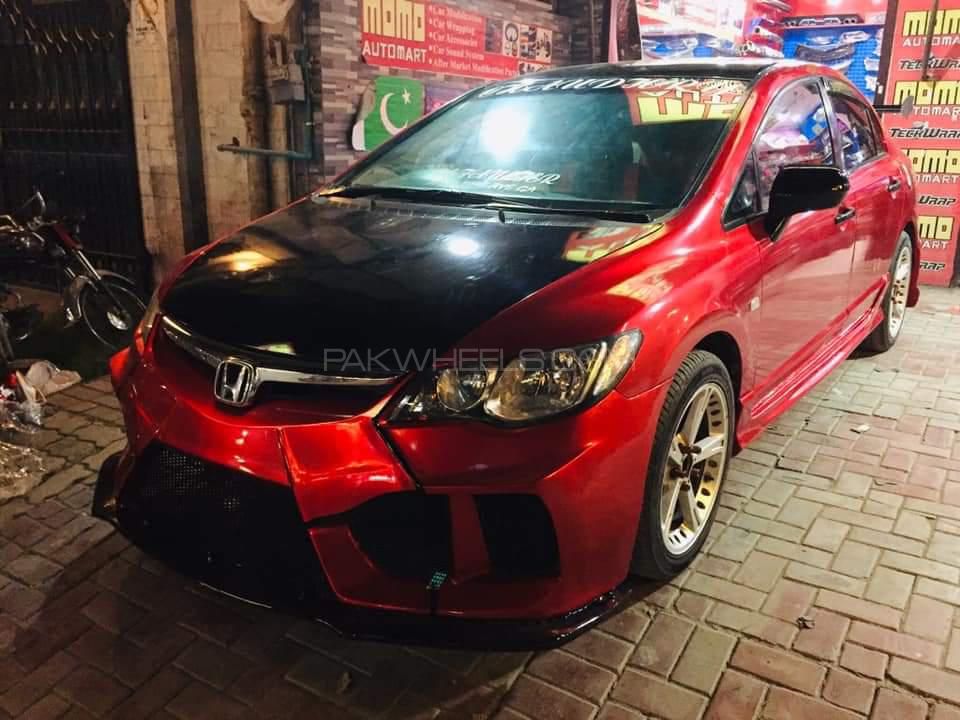 Honda Civic - 2011  Honda Civic - 2011  Image-3