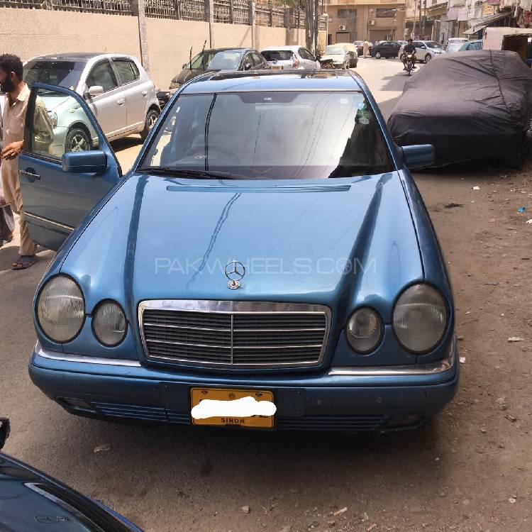 Mercedes Benz E Class 1996 for Sale in Karachi Image-1