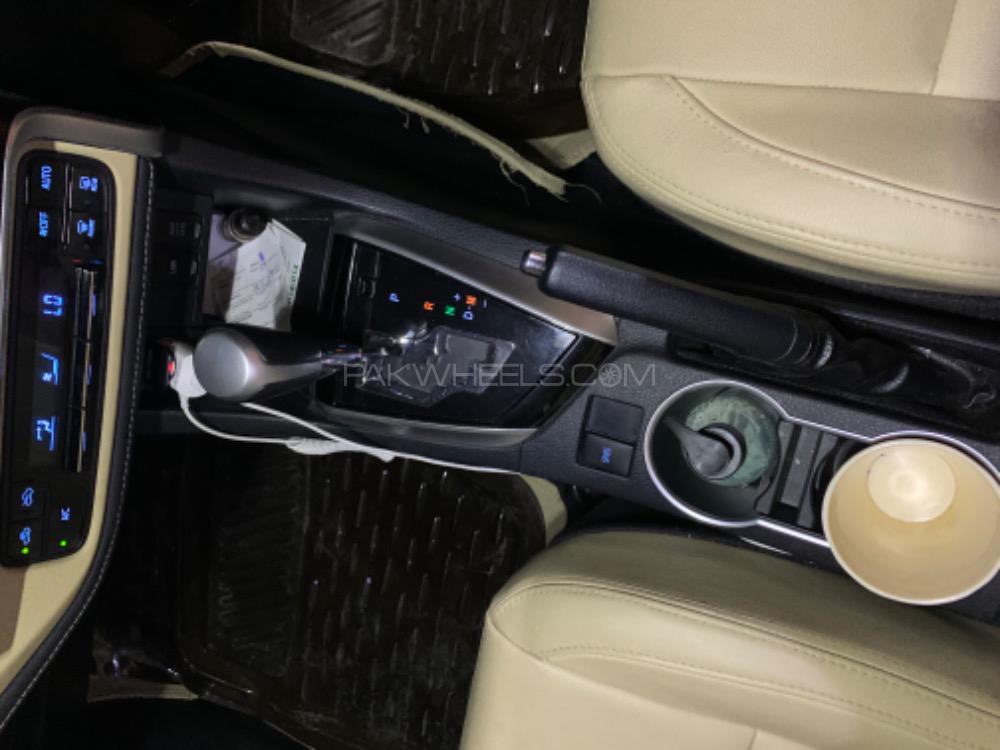 Toyota Corolla 2018 for Sale in Hyderabad Toyota Corolla 2018 for Sale in Hyderabad Image-15