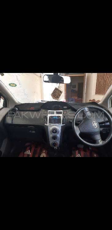 Toyota Vitz 2007 for Sale in Kohat Image-1