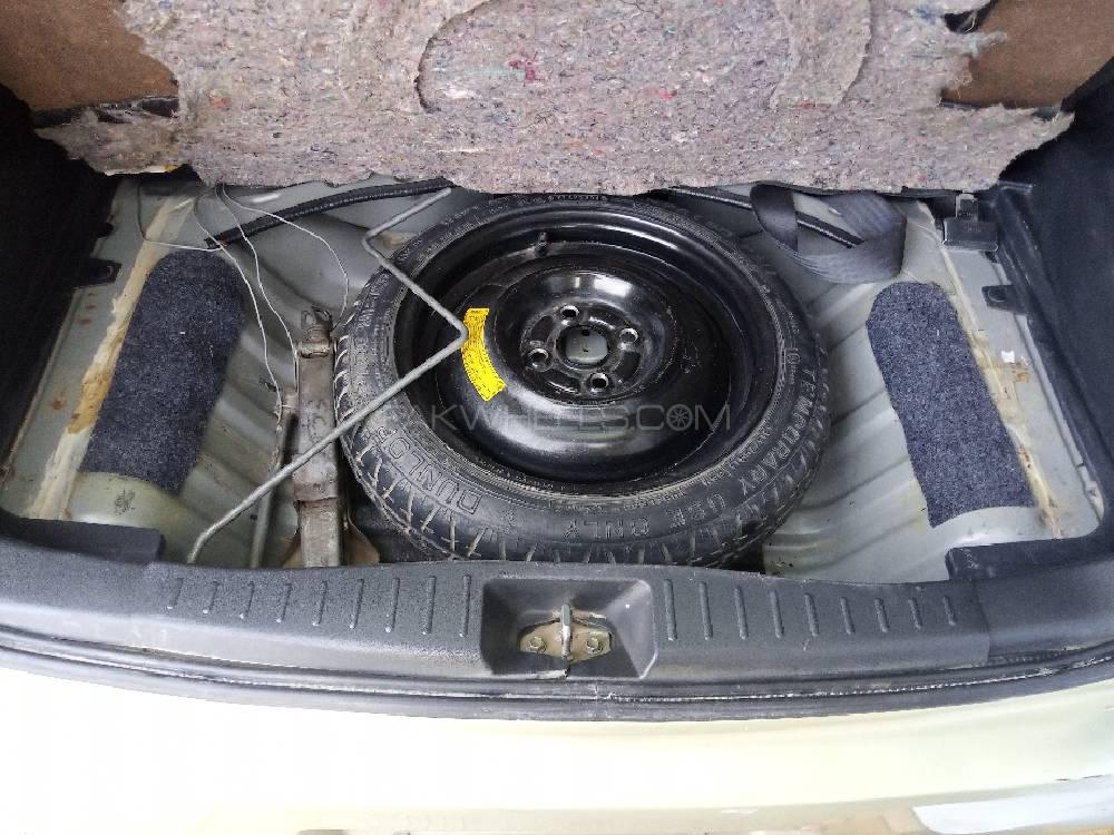 Toyota Passo 2004 for Sale in Peshawar Toyota Passo 2004 for Sale in Peshawar Image-9