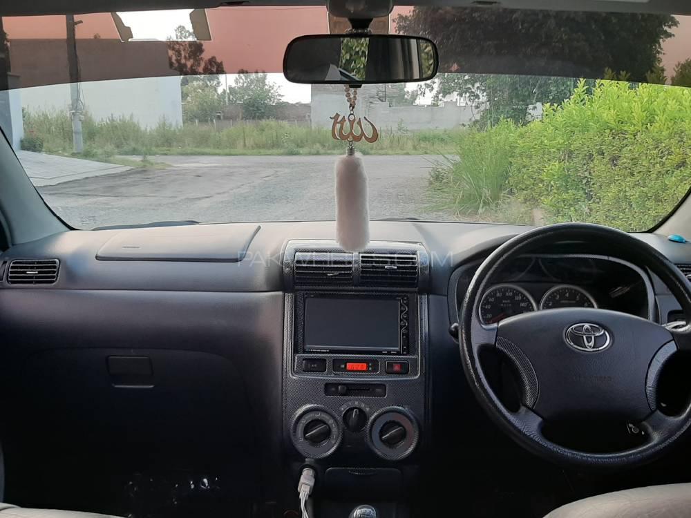 Toyota Avanza 2011 for Sale in Gujranwala Toyota Avanza 2011 for Sale in Gujranwala Image-3