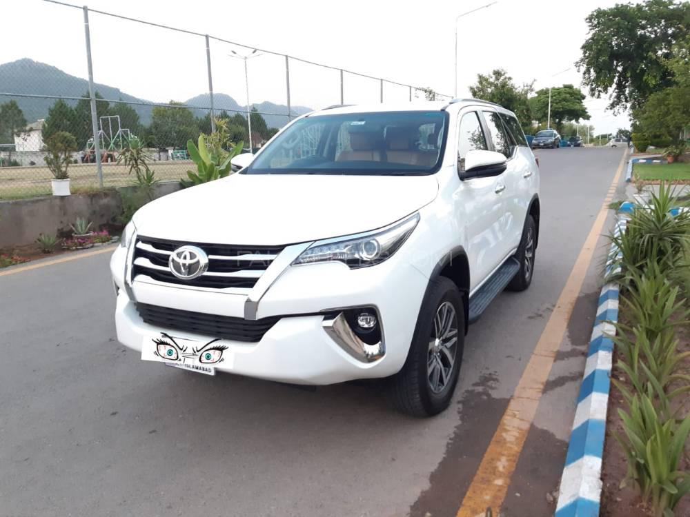 Toyota Fortuner 2018 for Sale in Islamabad Image-1