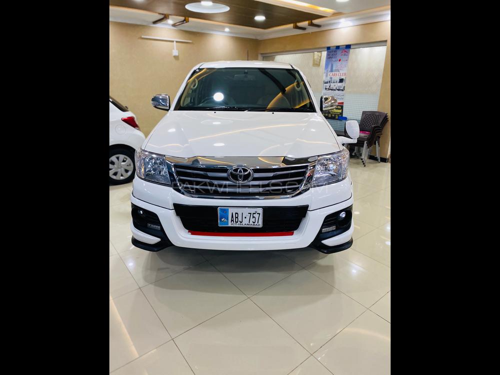 Toyota Hilux 2016 for Sale in Peshawar Toyota Hilux 2016 for Sale in Peshawar Image-2