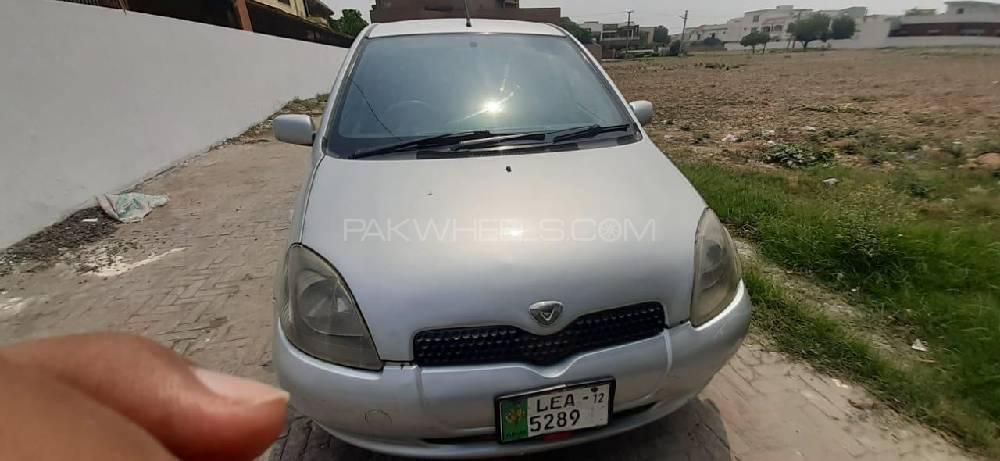 Toyota Vitz 1999 for Sale in Lahore Image-1