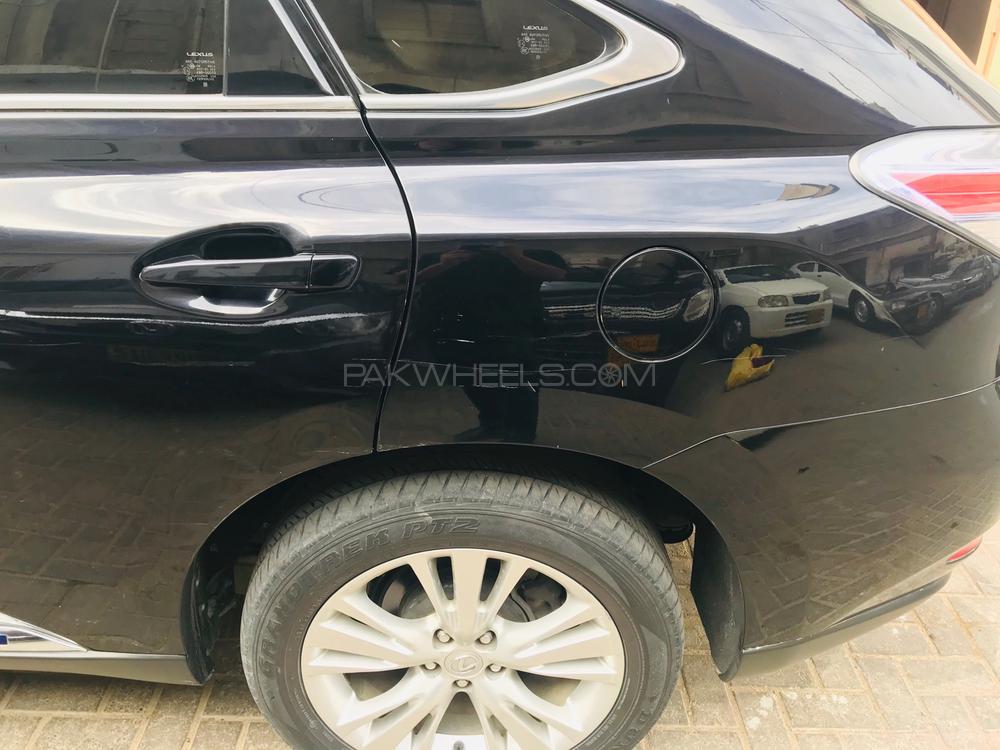 Lexus RX Series 2010 for Sale in Karachi Lexus RX Series 2010 for Sale in Karachi Image-11
