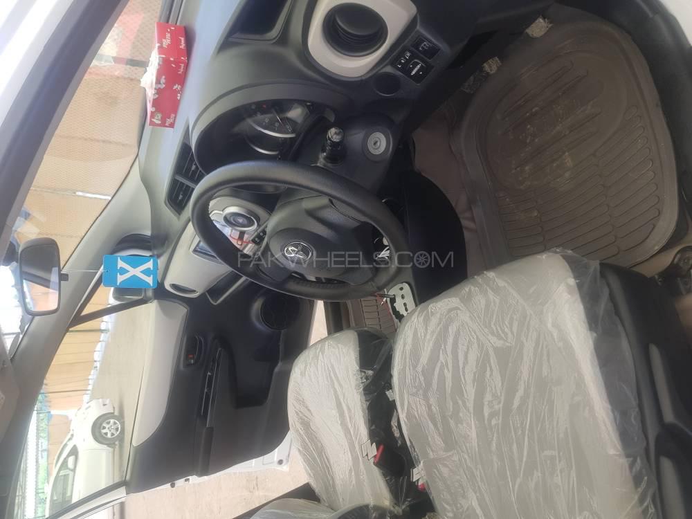 Toyota Vitz 2013 for Sale in Bannu Toyota Vitz 2013 for Sale in Bannu Image-9