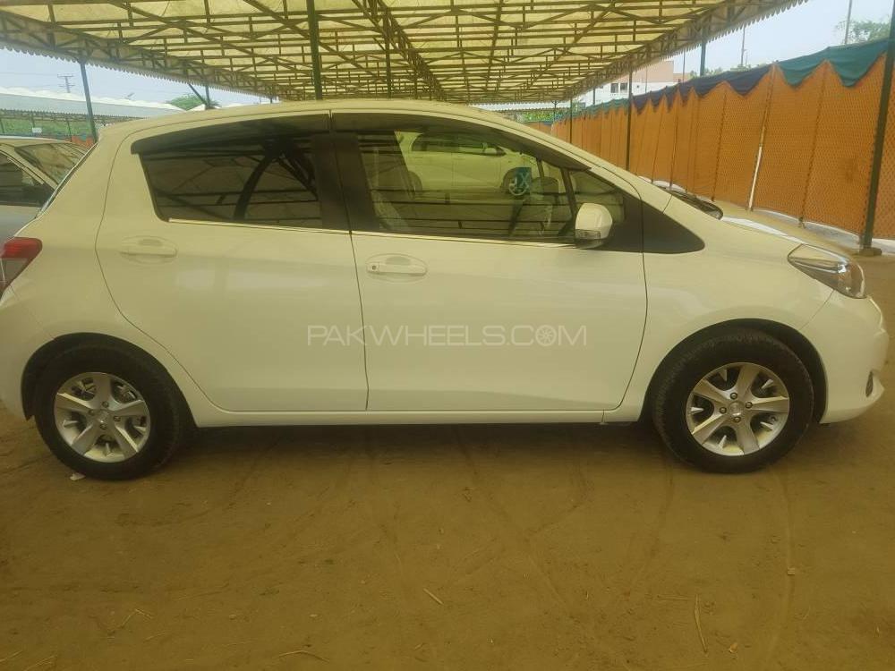 Toyota Vitz 2013 for Sale in Bannu Toyota Vitz 2013 for Sale in Bannu Image-3