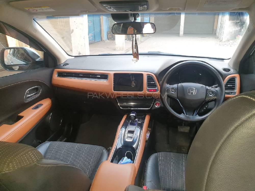 ہونڈا ویزِل 2014 for Sale in پشاور ہونڈا ویزِل 2014 for Sale in پشاور Image-3