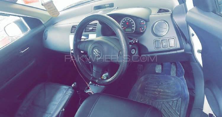 Suzuki Swift 2017 for Sale in Abbottabad Suzuki Swift 2017 for Sale in Abbottabad Image-3