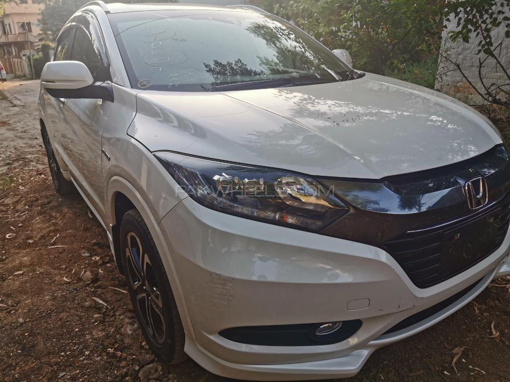 Honda Vezel 2015 for Sale in Rawalpindi Image-1