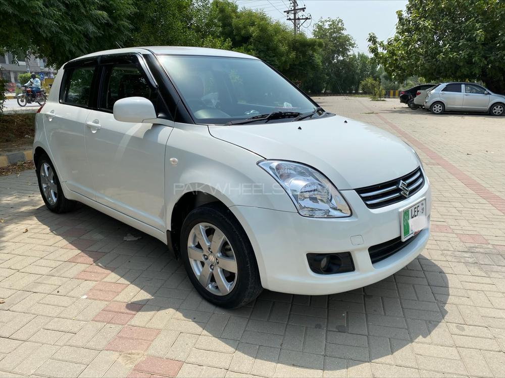 سوزوکی سوئفٹ 2019 for Sale in فیصل آباد سوزوکی سوئفٹ 2019 for Sale in فیصل آباد Image-3