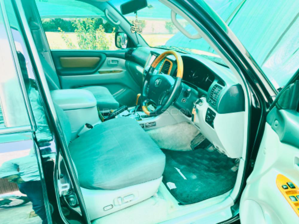 ٹویوٹا لینڈ کروزر 2005 for Sale in اسلام آباد ٹویوٹا لینڈ کروزر 2005 for Sale in اسلام آباد Image-11