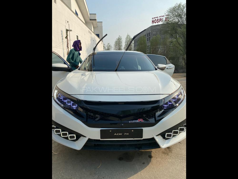 Honda Civic 2018 for Sale in Islamabad Image-1