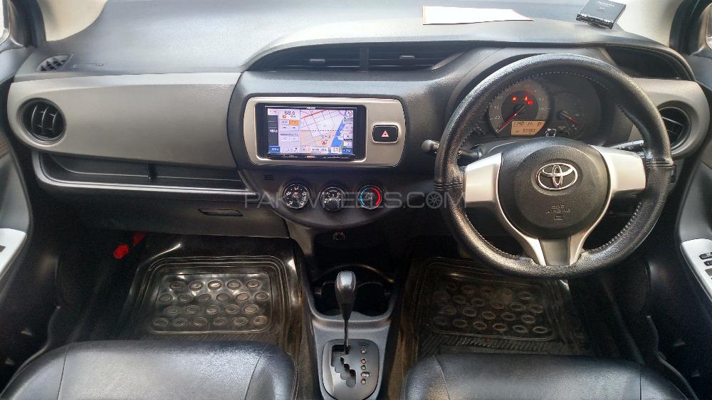 Toyota Vitz 2014 for Sale in Karachi Toyota Vitz 2014 for Sale in Karachi Image-6