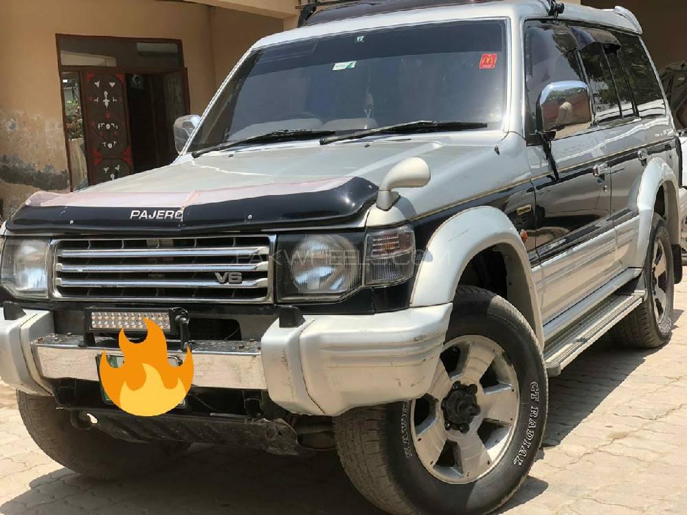 Mitsubishi Pajero 1992 for Sale in Lahore Mitsubishi Pajero 1992 for Sale in Lahore Image-2