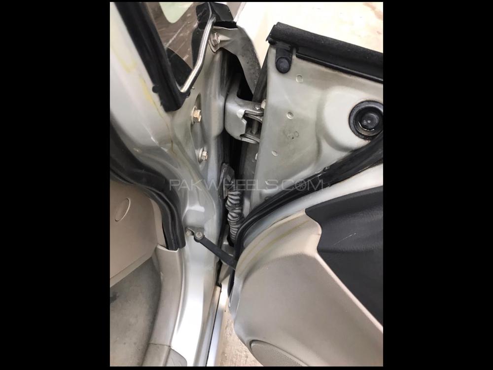 Suzuki Liana 2006 for Sale in Lahore Suzuki Liana 2006 for Sale in Lahore Image-7