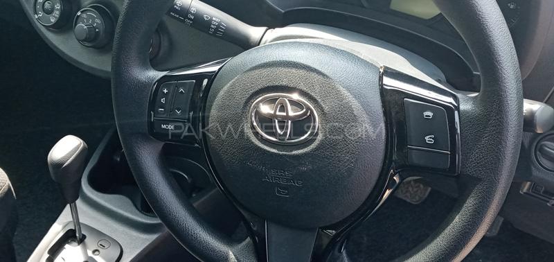 Toyota Vitz 2017 for Sale in Lahore Toyota Vitz 2017 for Sale in Lahore Image-15