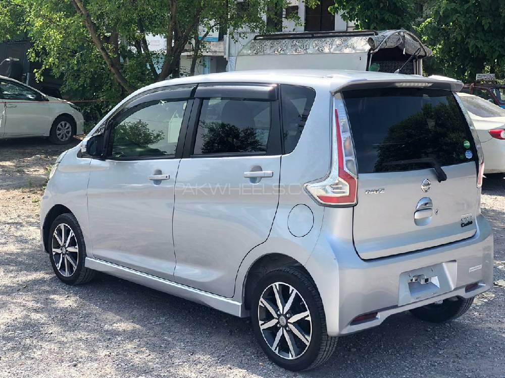 Nissan Dayz Highway Star 2016 for Sale in Gujranwala Image-1