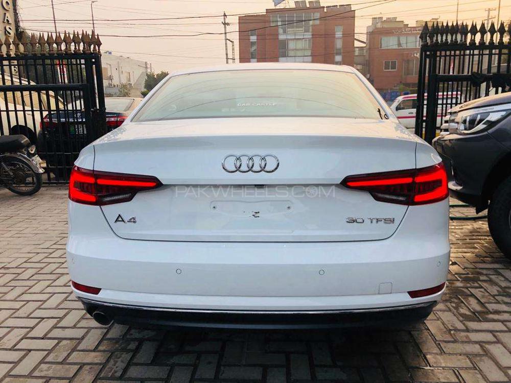 Audi A4 2018 for Sale in Lahore Audi A4 2018 for Sale in Lahore Image-8
