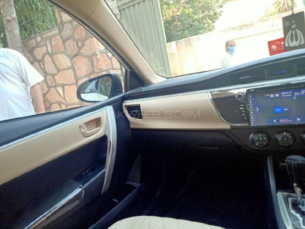 Toyota Corolla 2015 for Sale in Peshawar Toyota Corolla 2015 for Sale in Peshawar Image-11