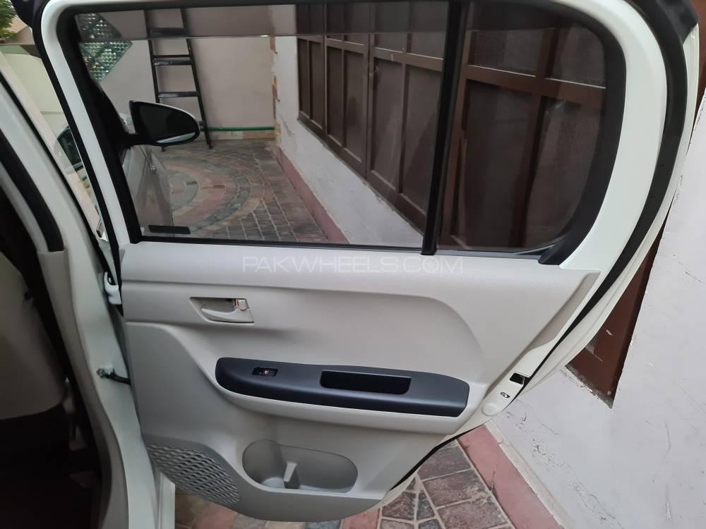 Toyota Passo 2017 for Sale in Lahore Toyota Passo 2017 for Sale in Lahore Image-6