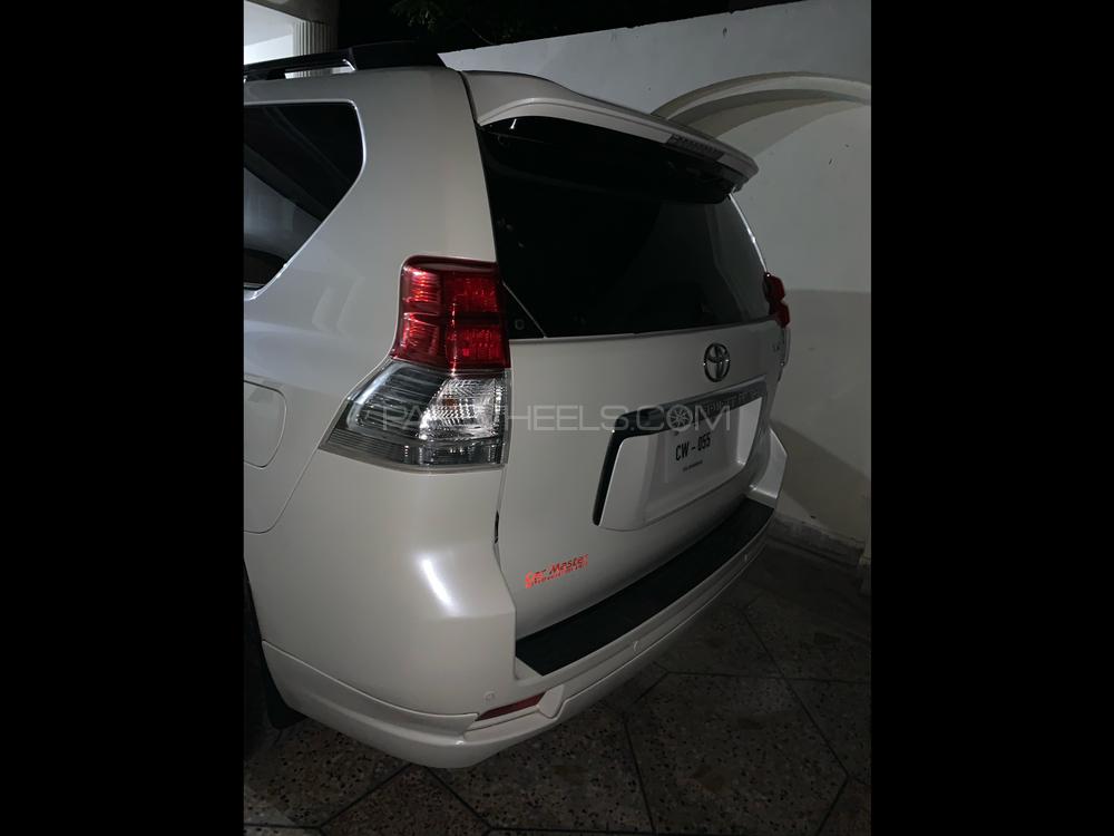 Toyota Prado 2010 for Sale in Peshawar Toyota Prado 2010 for Sale in Peshawar Image-18